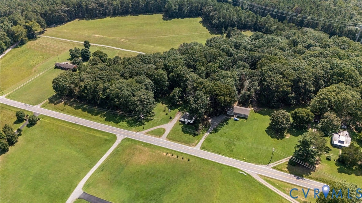 13321 W Patrick Henry Road, Doswell, VA 23047