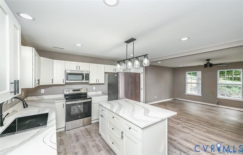 622 W Point Drive, Ruther Glen, VA 22546 622 W Point Drive, Ruther Glen, VA 22546