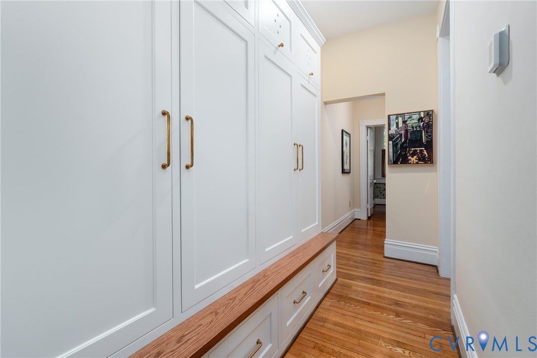 106 N Shields Avenue, The Fan, Richmond, VA 23220 Mudroom with custom built-ins by Anne Pulliam Interiors, added in 2025.