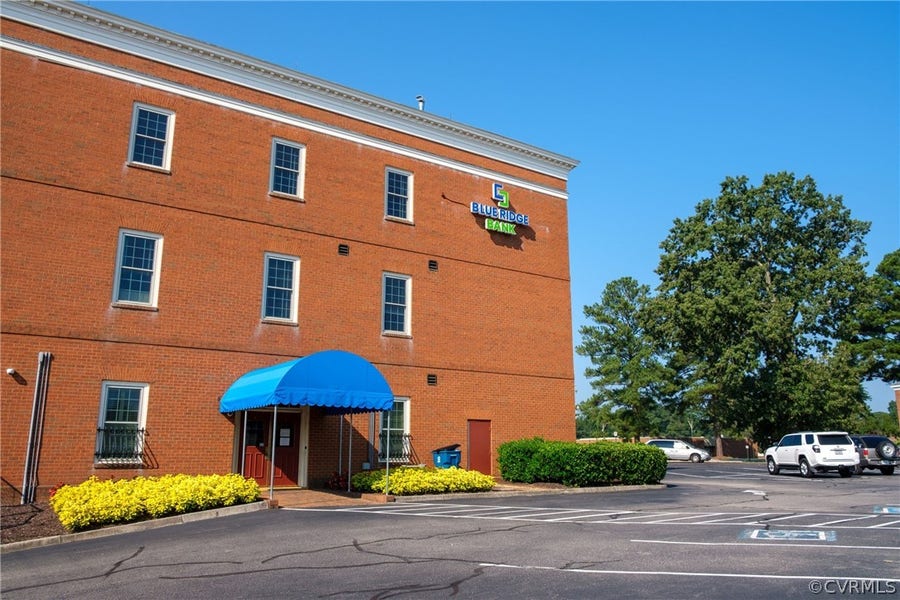 Property photo for 1965 Wakefield Avenue, Petersburg, VA