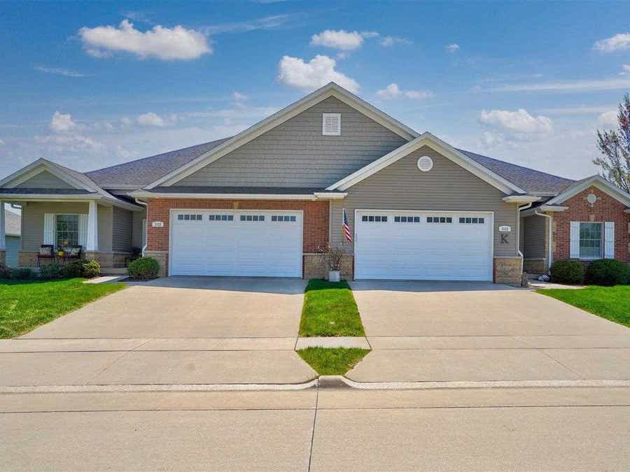 Property photo for 3520 Charleston Court, Dubuque, IA
