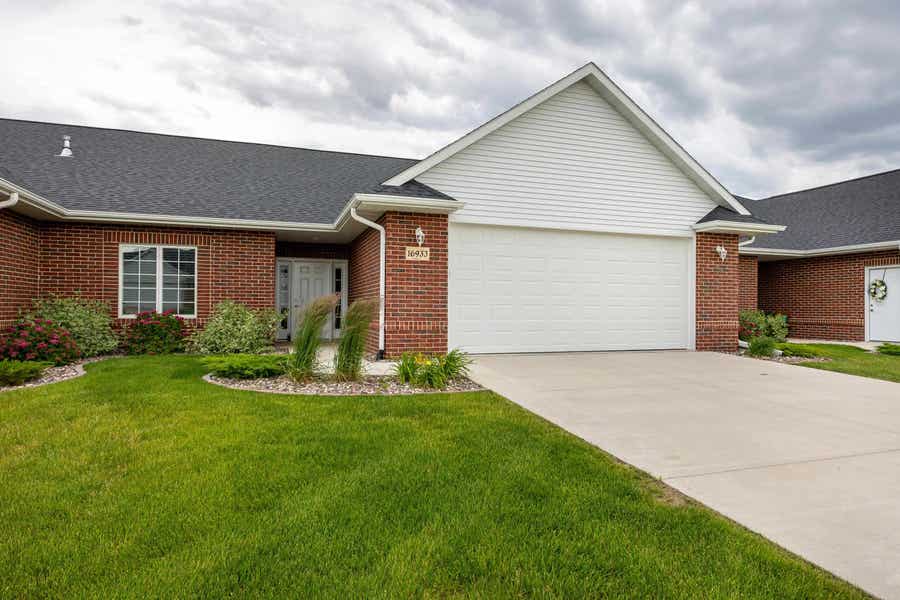 Property photo for 16933 Thunder Ridge, Peosta, IA