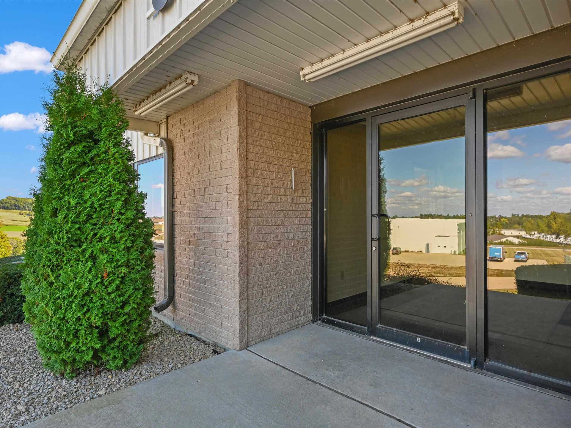10496 Ironwood Drive, Dubuque, IA 52003 10496 Ironwood Drive, Dubuque, IA 52003