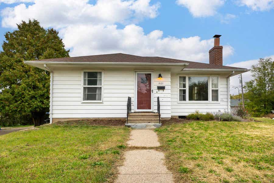 Property photo for 601 Angella Street, Dubuque, IA