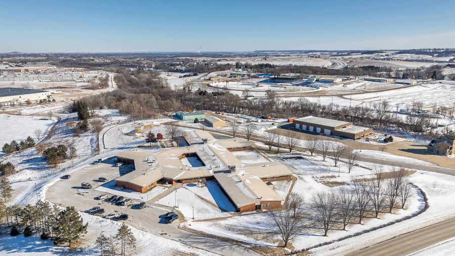 Property photo for 1160 Seippel Road, Dubuque, IA