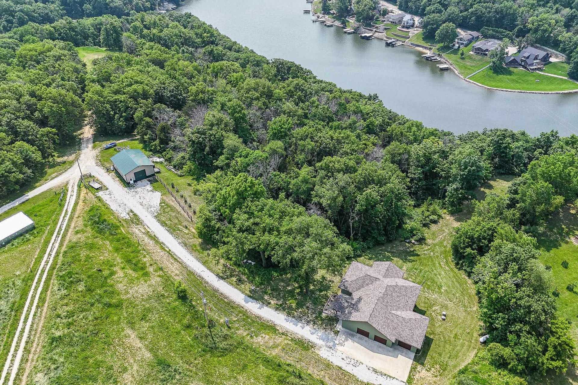 25619 226th Avenue, Delhi, IA 52223 25619 226th Avenue, Delhi, IA 52223