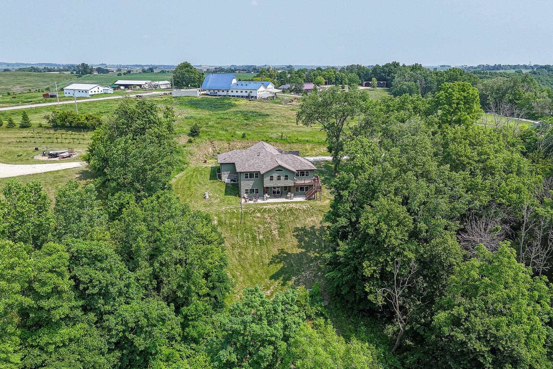 25619 226th Avenue, Delhi, IA 52223 25619 226th Avenue, Delhi, IA 52223