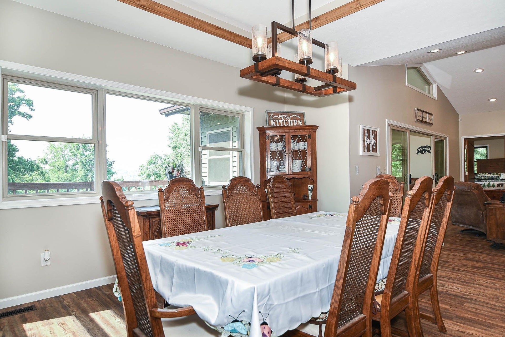 25619 226th Avenue, Delhi, IA 52223 25619 226th Avenue, Delhi, IA 52223