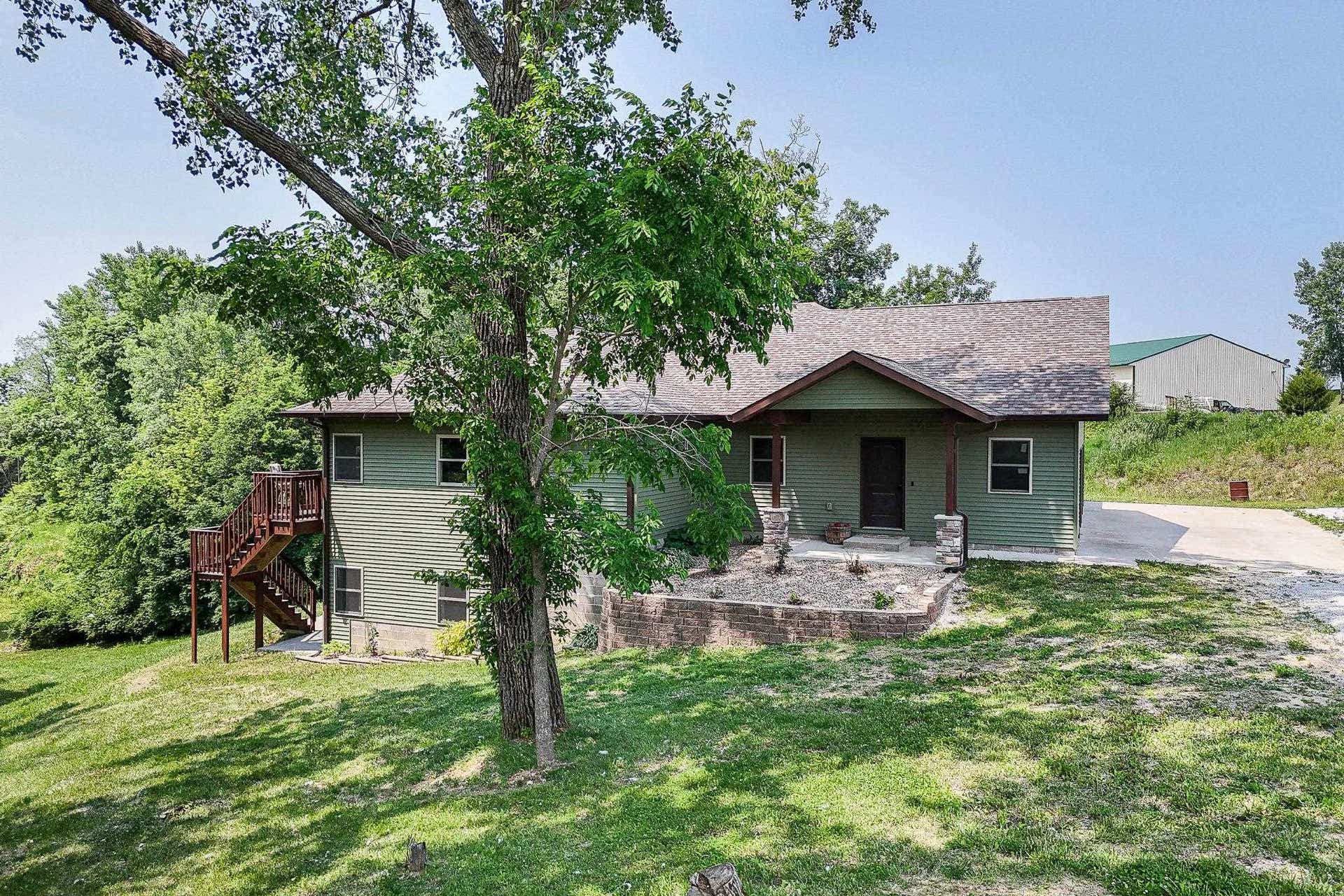 25619 226th Avenue, Delhi, IA 52223 25619 226th Avenue, Delhi, IA 52223