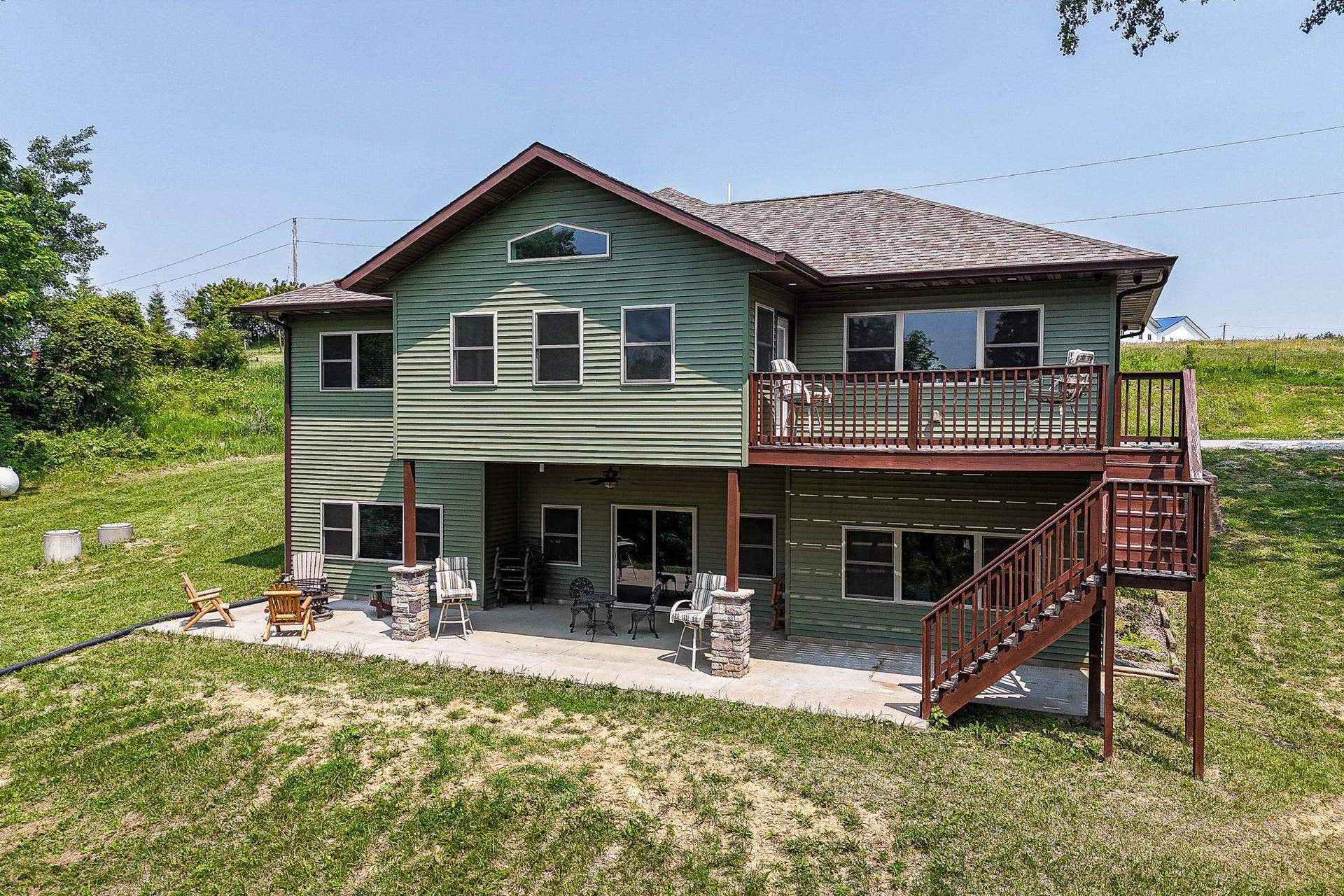 25619 226th Avenue, Delhi, IA 52223 25619 226th Avenue, Delhi, IA 52223