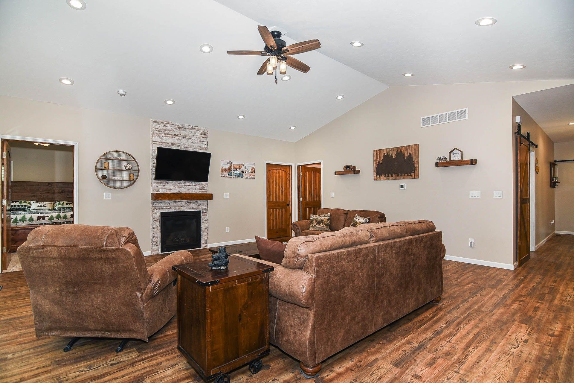 25619 226th Avenue, Delhi, IA 52223 25619 226th Avenue, Delhi, IA 52223