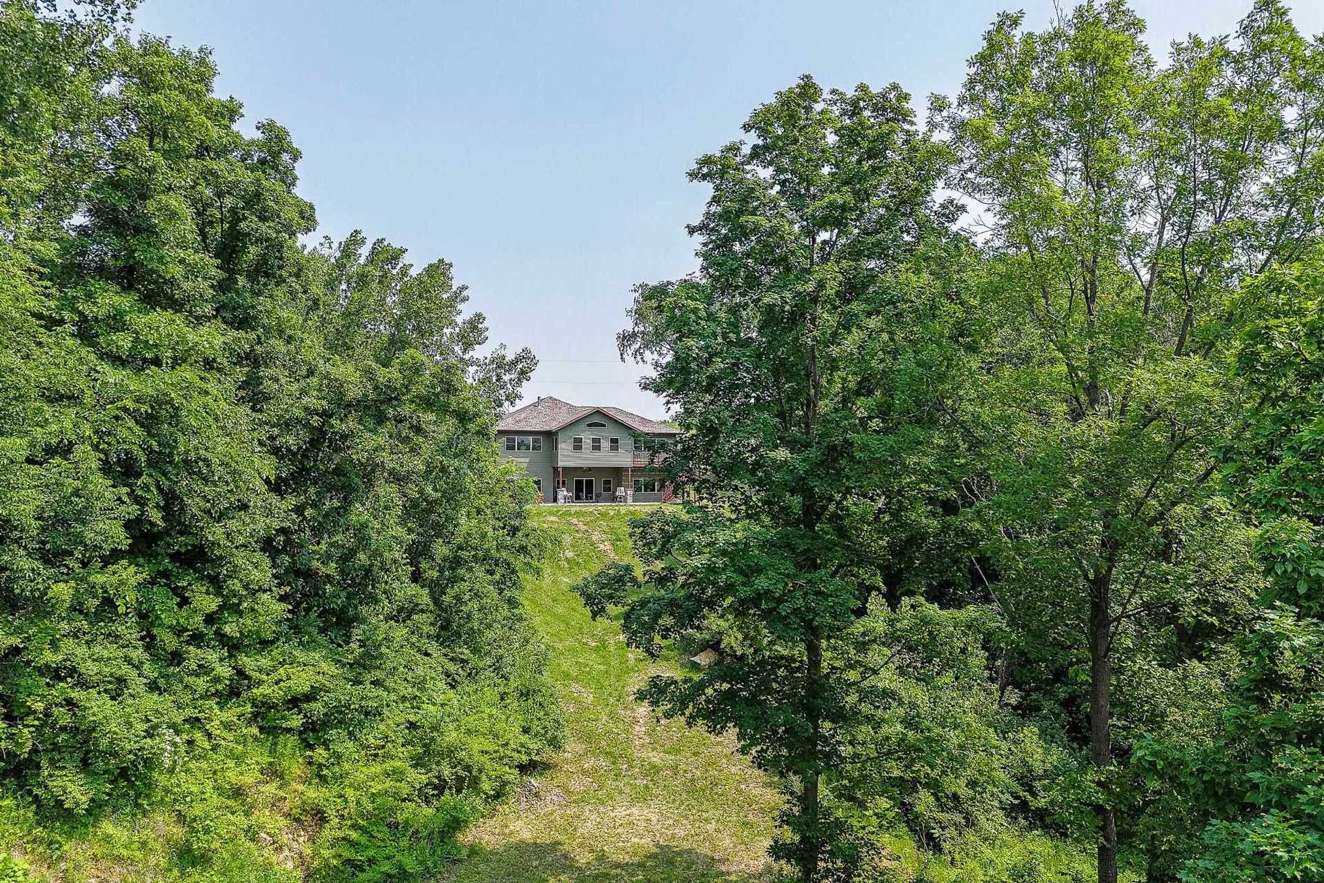 25619 226th Avenue, Delhi, IA 52223 25619 226th Avenue, Delhi, IA 52223