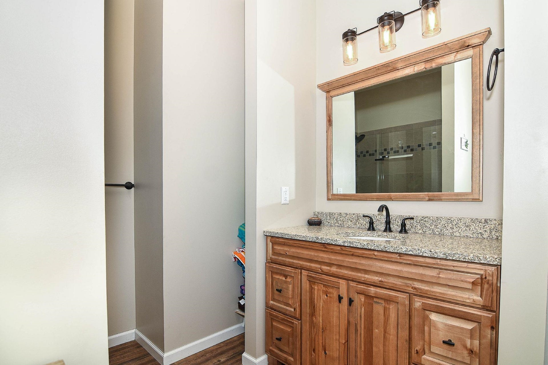 25619 226th Avenue, Delhi, IA 52223 25619 226th Avenue, Delhi, IA 52223