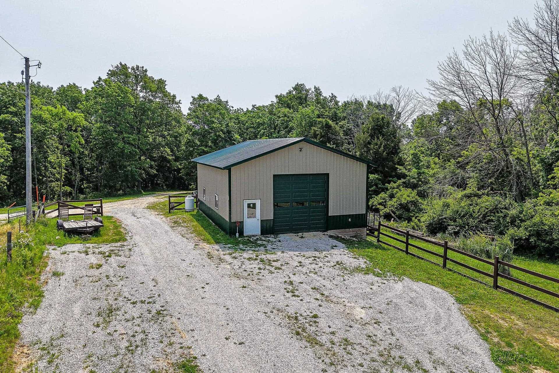 25619 226th Avenue, Delhi, IA 52223 25619 226th Avenue, Delhi, IA 52223