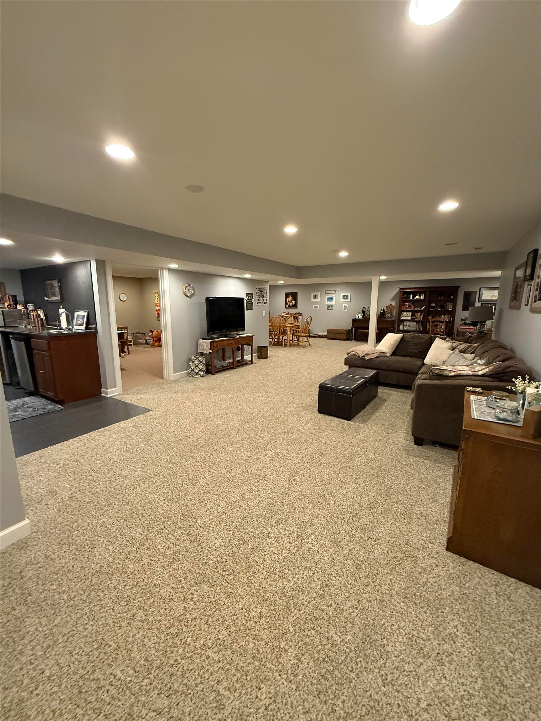 995 Prince Phillip Drive, Dubuque, IA 52003-0000 995 Prince Phillip Drive, Dubuque, IA 52003-0000