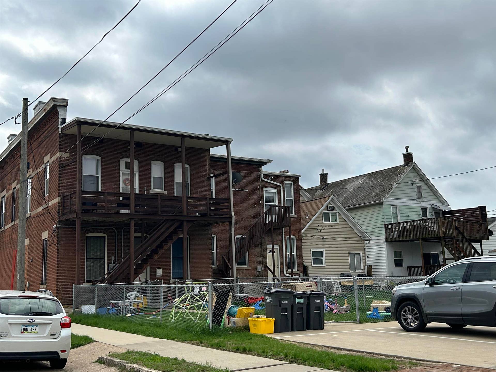 1229 & 1233 Rhomberg Avenue, Dubuque, IA 52001-1851 1229 & 1233 Rhomberg Avenue, Dubuque, IA 52001-1851