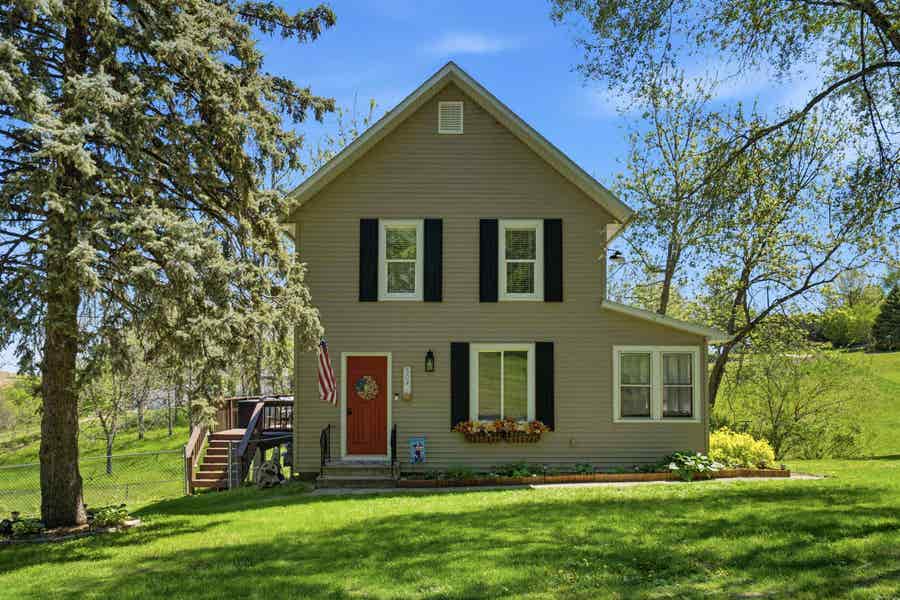 Property photo for 304 N Franklin Street, Andrew, IA