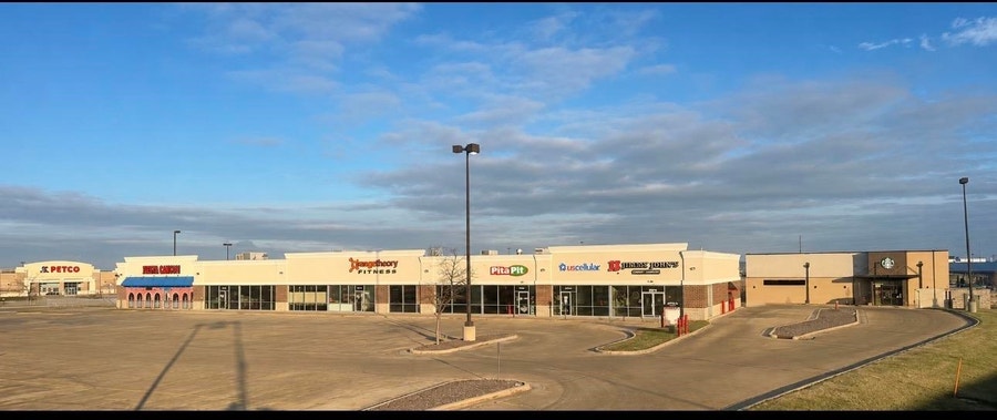Property photo for 2515 NW Arterial, Dubuque, IA