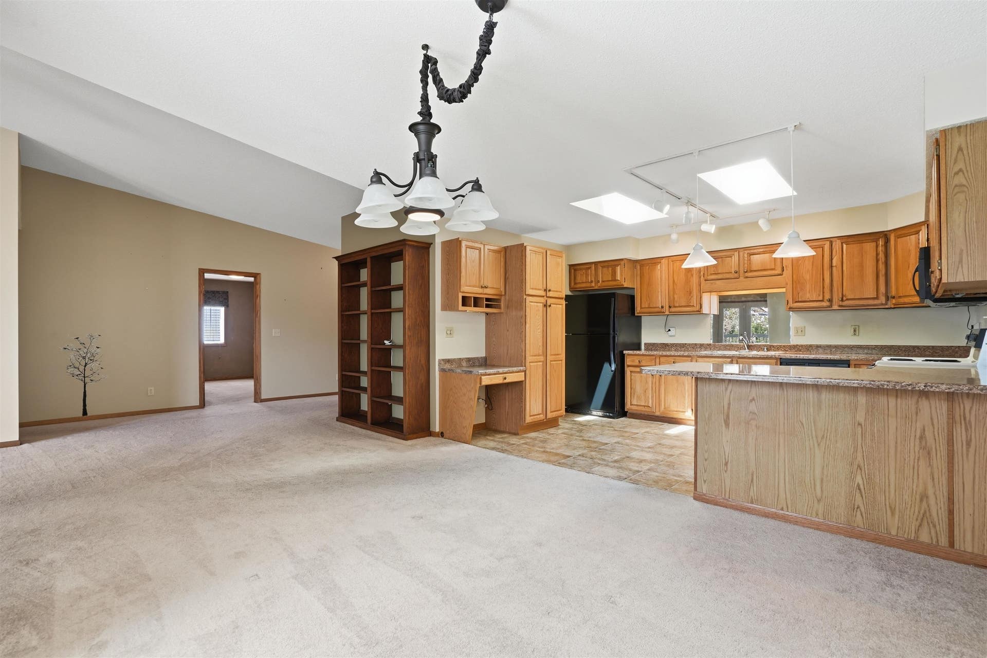 2275 Pasadena Drive #51, Dubuque, IA 52001 2275 Pasadena Drive #51, Dubuque, IA 52001