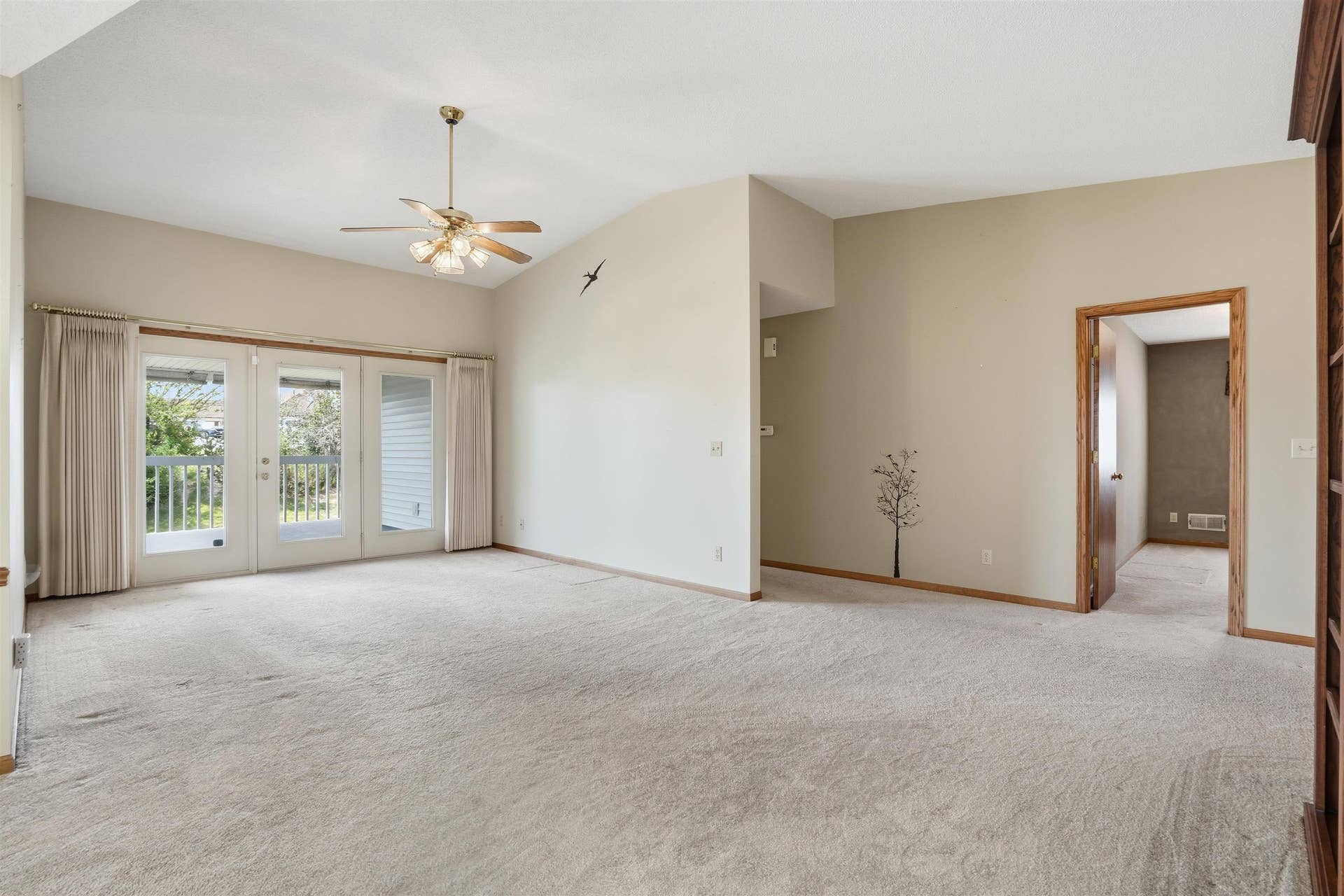 2275 Pasadena Drive #51, Dubuque, IA 52001 2275 Pasadena Drive #51, Dubuque, IA 52001