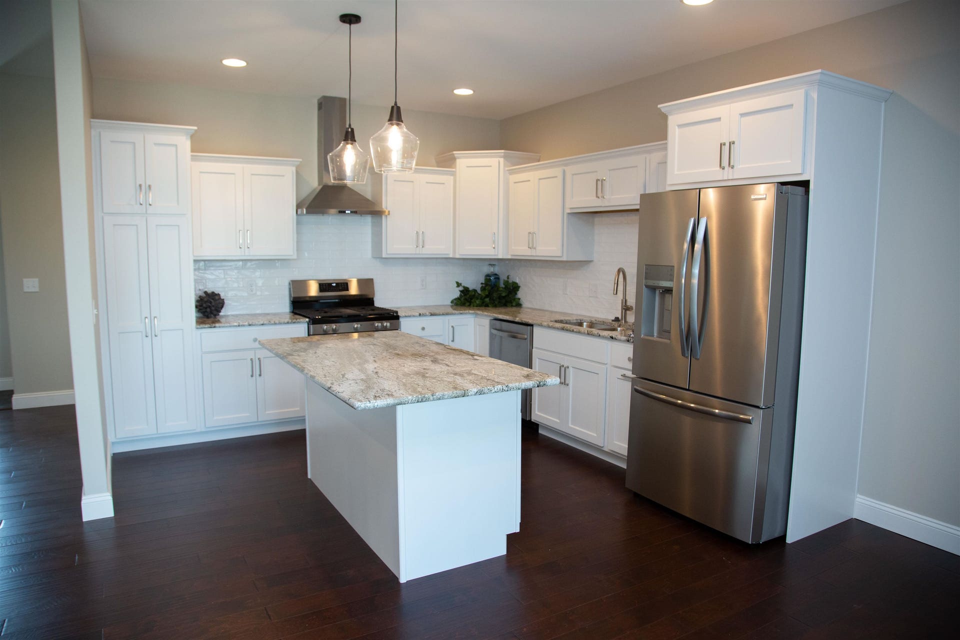 2282 Helle Drive, Asbury, IA 52002 2282 Helle Drive, Asbury, IA 52002