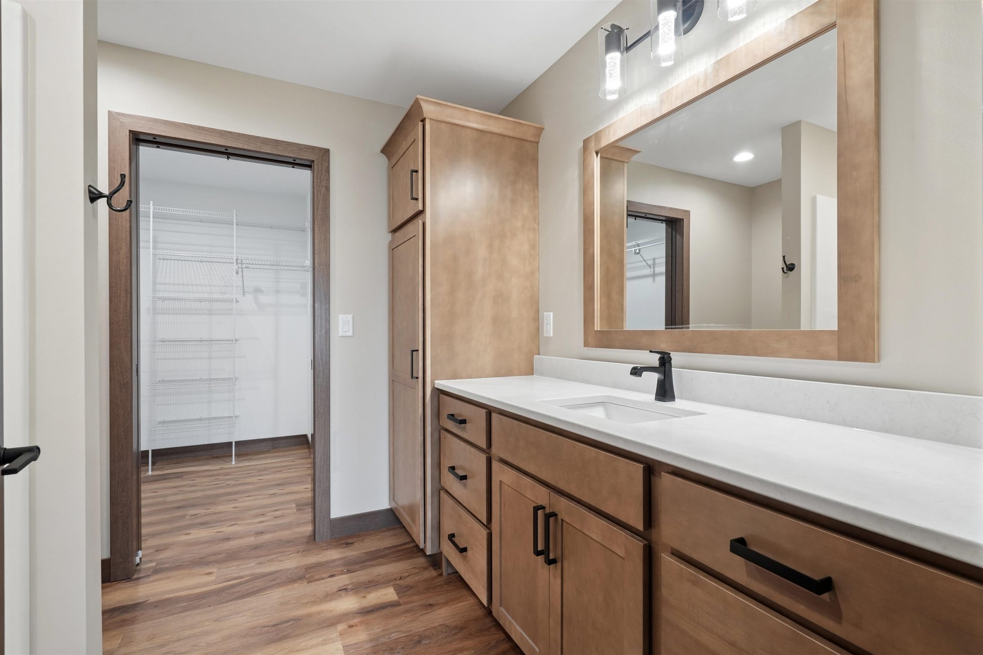 1006 Sage Oak Circle, Manchester, IA 52057 1006 Sage Oak Circle, Manchester, IA 52057