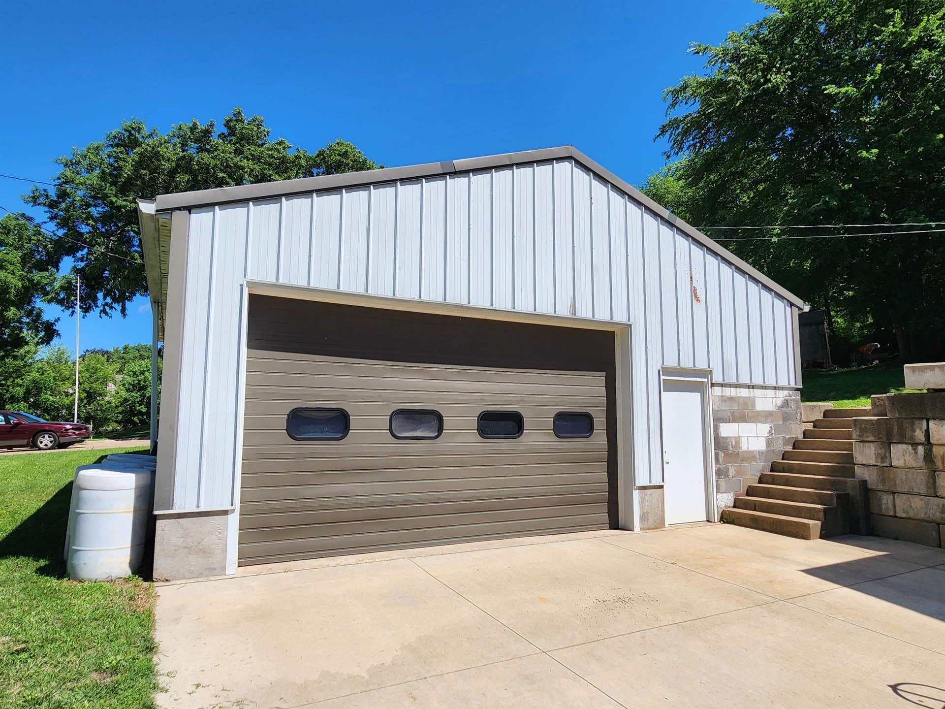 17280 Gardners Lane, Dubuque, IA 52001 17280 Gardners Lane, Dubuque, IA 52001