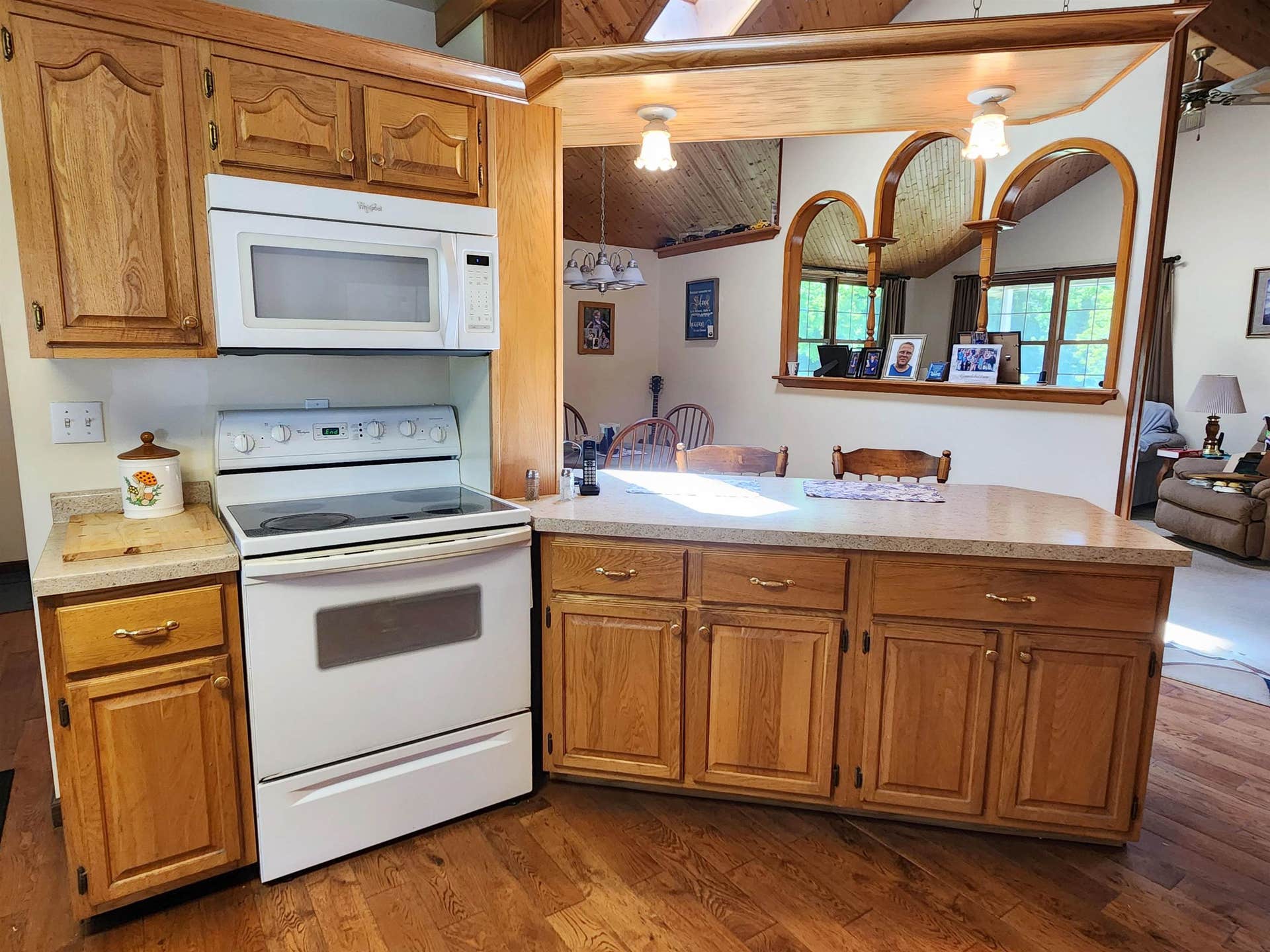17280 Gardners Lane, Dubuque, IA 52001 17280 Gardners Lane, Dubuque, IA 52001