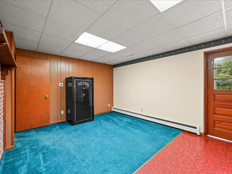 12275 Kingston Way, Dubuque, IA 52001 12275 Kingston Way, Dubuque, IA 52001