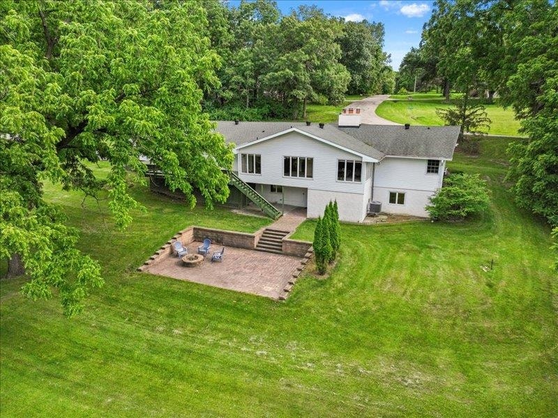 12275 Kingston Way, Dubuque, IA 52001 12275 Kingston Way, Dubuque, IA 52001