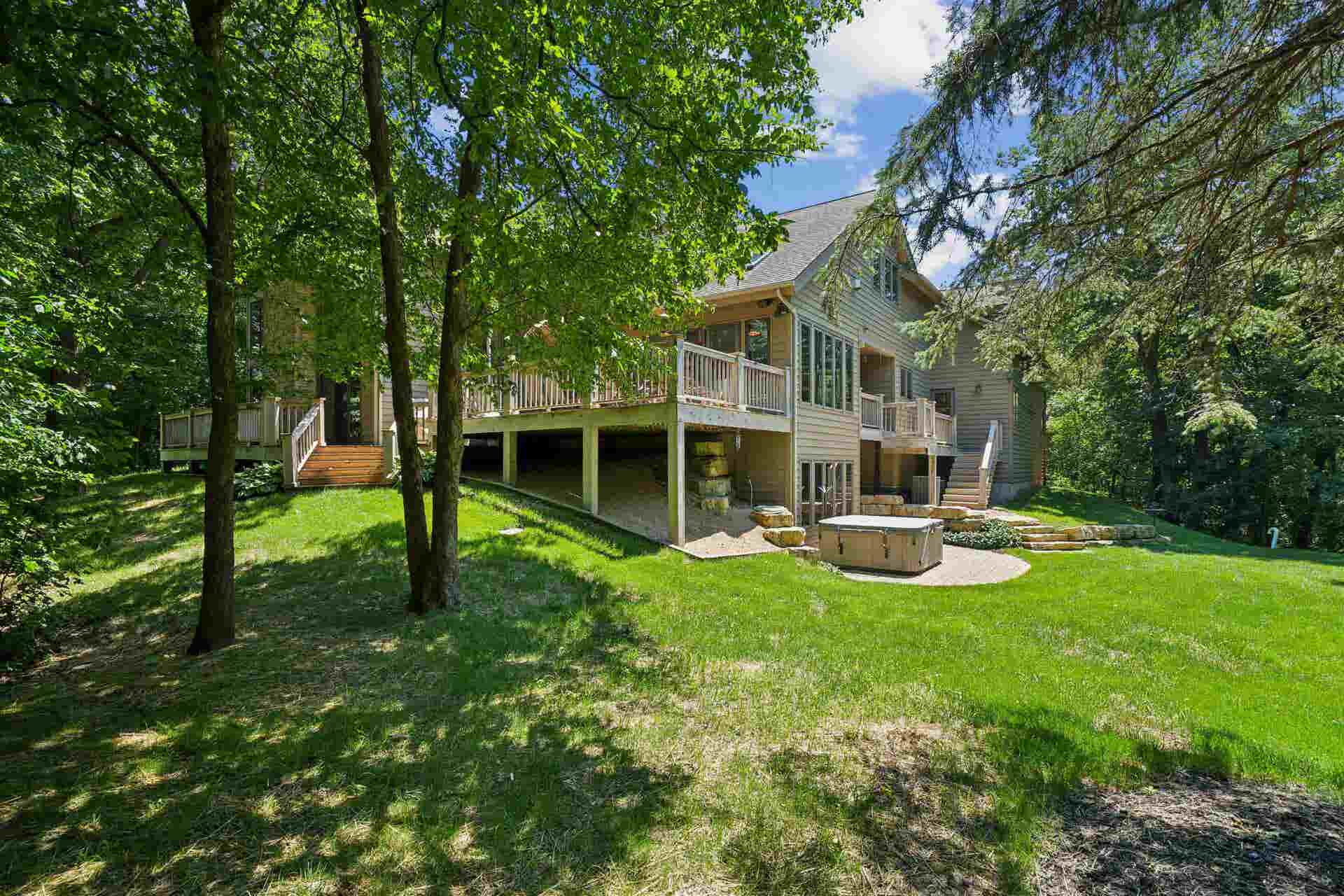 18 Sunrise Trail, Galena, IL 61036 18 Sunrise Trail, Galena, IL 61036