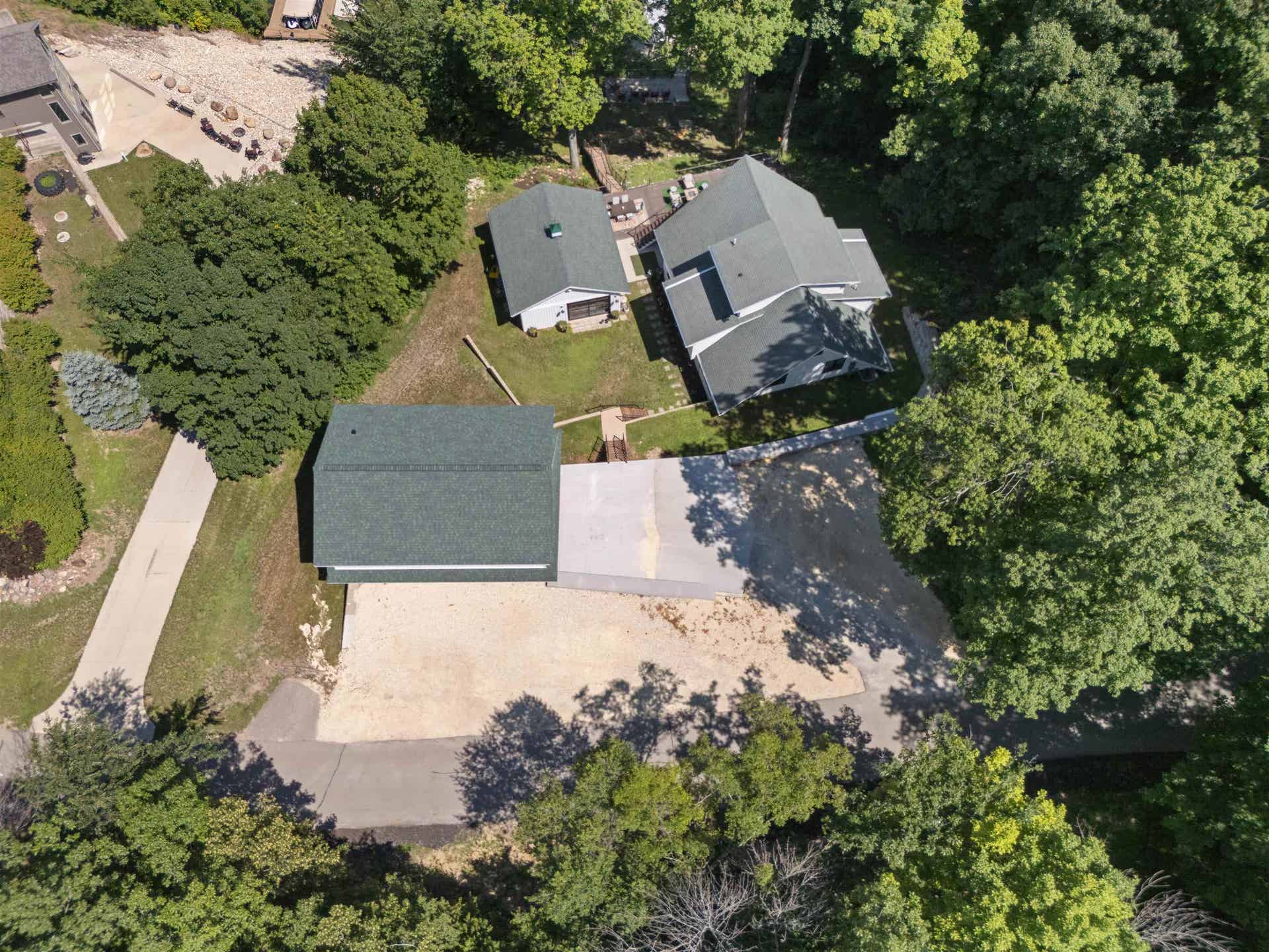 26160 225th Avenue, Delhi, IA 52223 26160 225th Avenue, Delhi, IA 52223