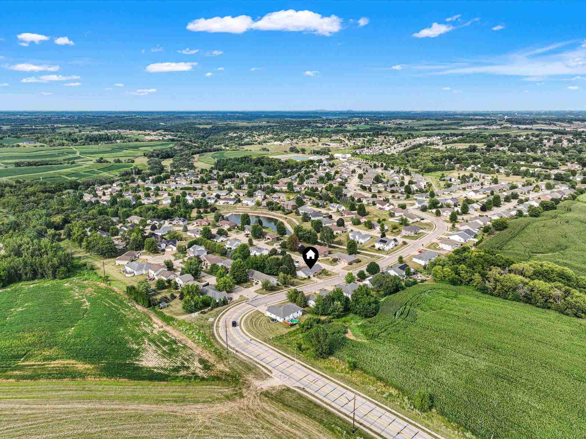 6183 Forest Hills Drive, Dubuque, IA 52002 6183 Forest Hills Drive, Dubuque, IA 52002