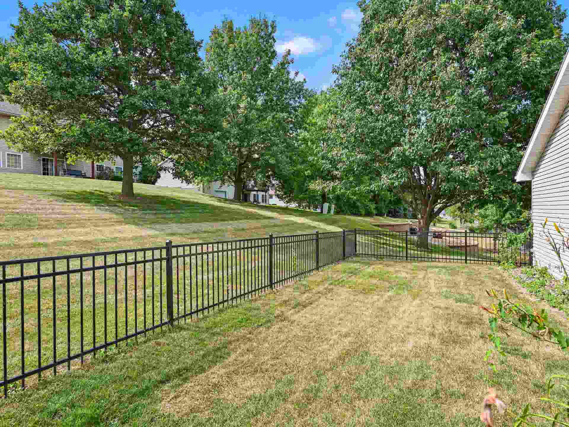 6183 Forest Hills Drive, Dubuque, IA 52002 6183 Forest Hills Drive, Dubuque, IA 52002