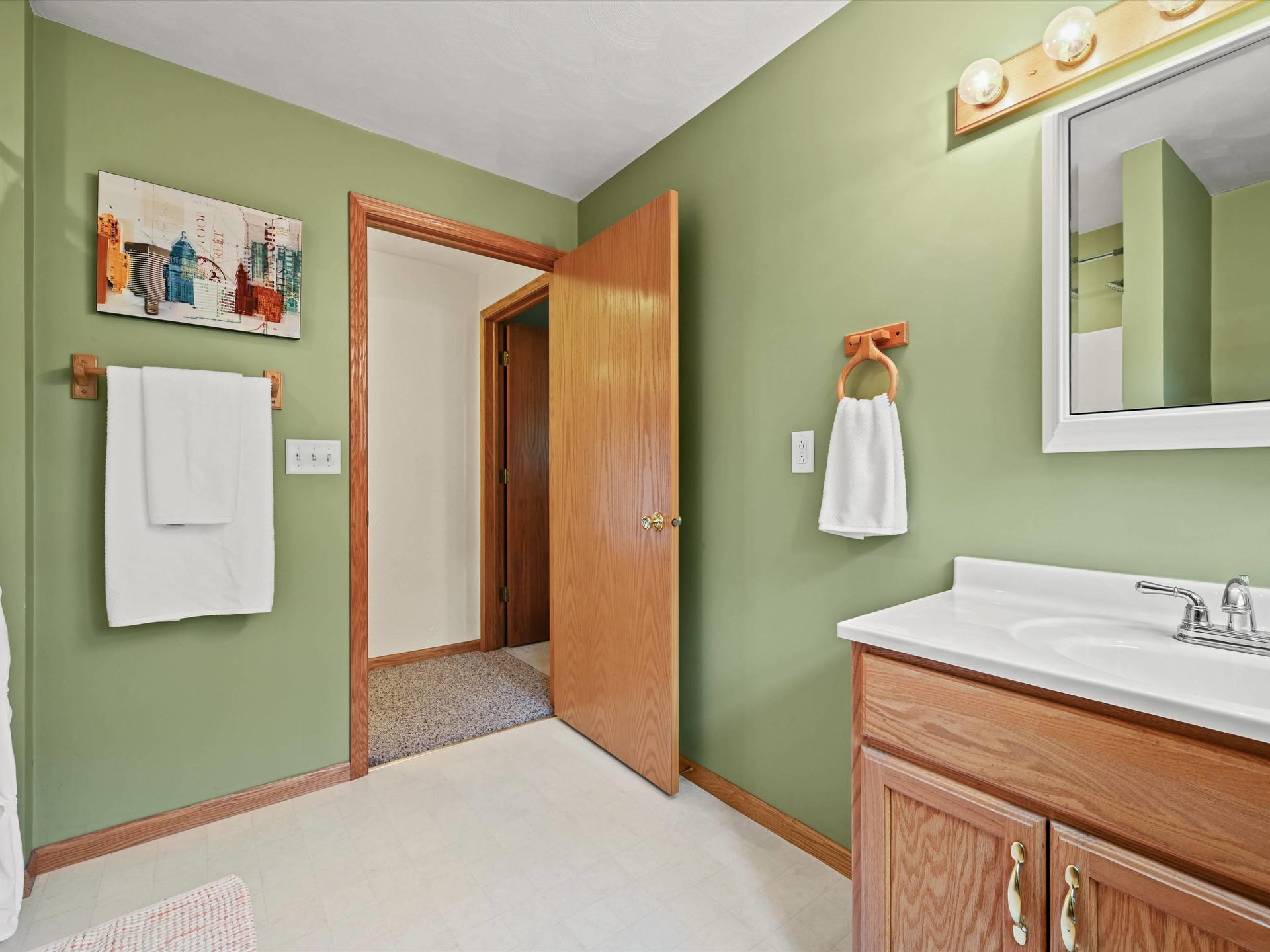 6183 Forest Hills Drive, Dubuque, IA 52002 6183 Forest Hills Drive, Dubuque, IA 52002