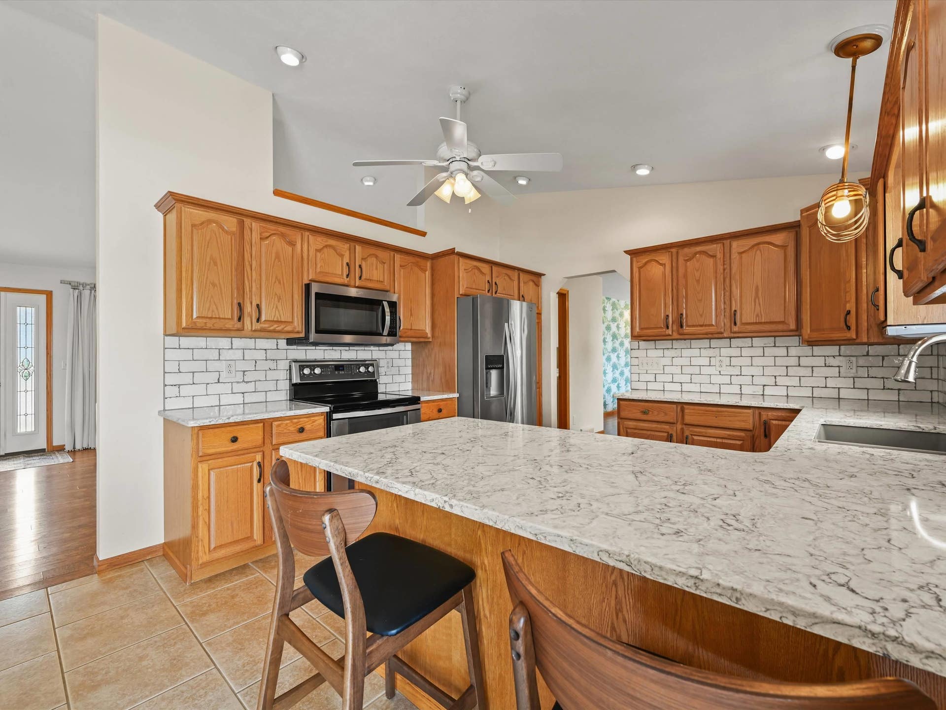 6183 Forest Hills Drive, Dubuque, IA 52002 6183 Forest Hills Drive, Dubuque, IA 52002