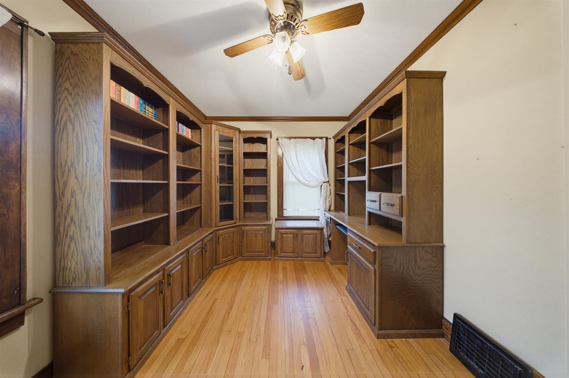 17465 Gardners Lane, Dubuque, IA 52001 17465 Gardners Lane, Dubuque, IA 52001