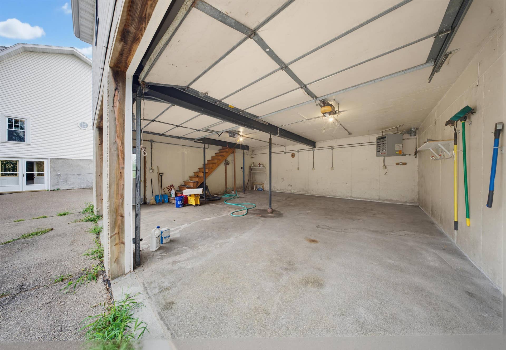 17465 Gardners Lane, Dubuque, IA 52001 17465 Gardners Lane, Dubuque, IA 52001