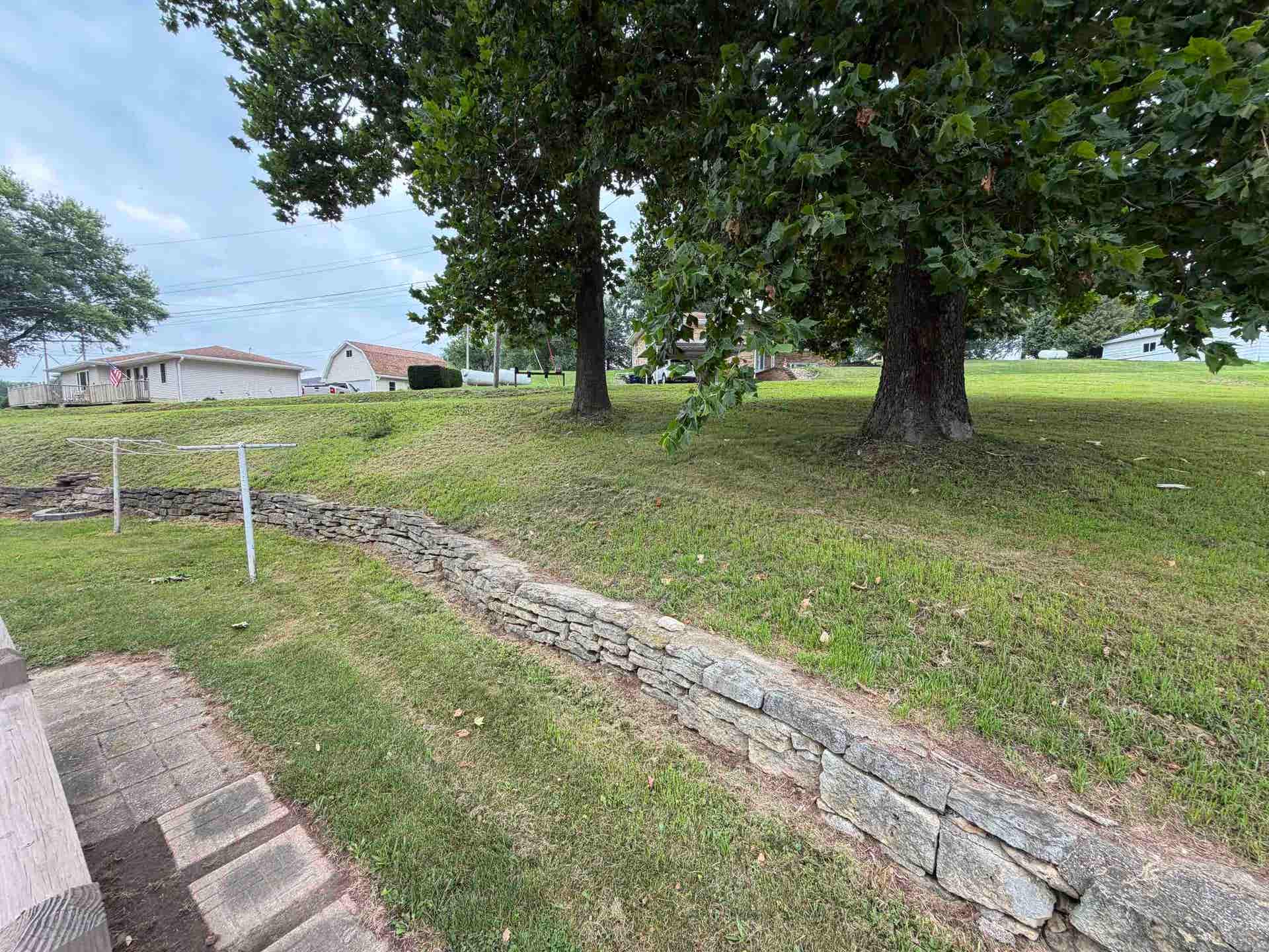 1070 Roosevelt Street, Dubuque, IA 52001 1070 Roosevelt Street, Dubuque, IA 52001