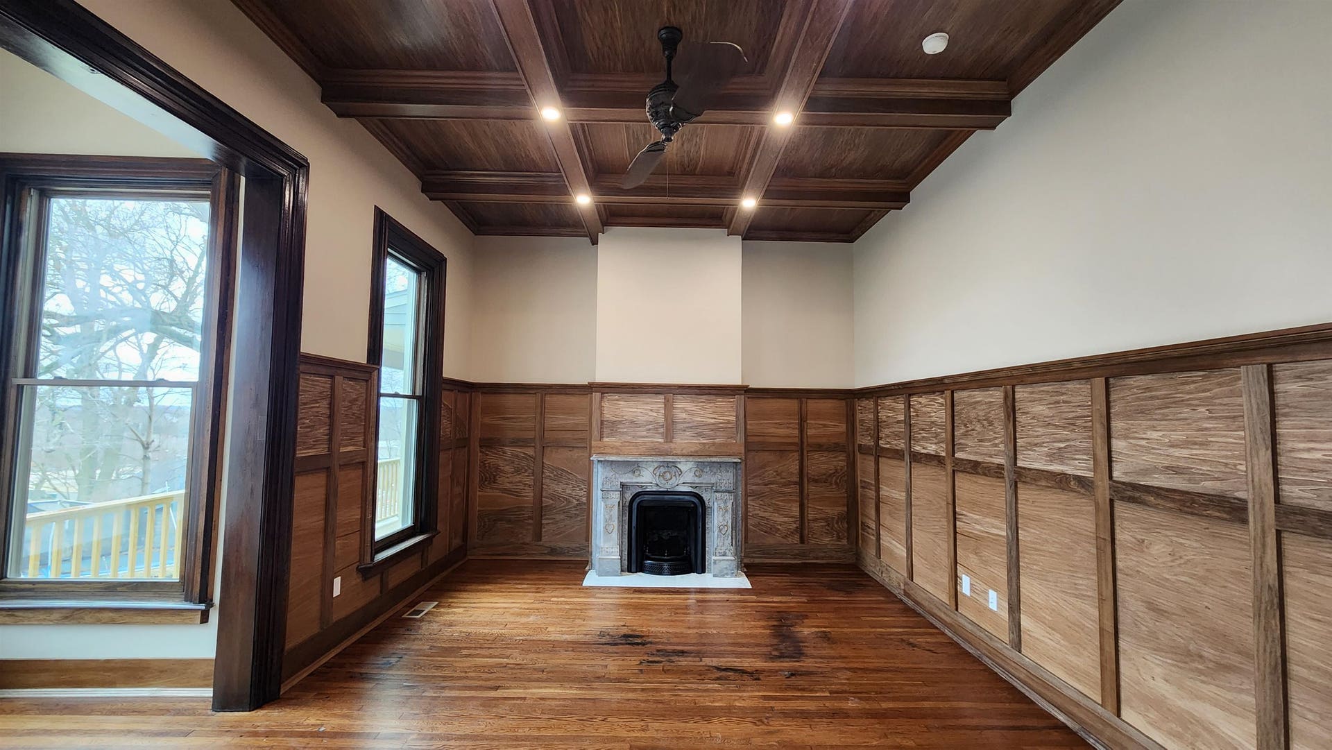 890 W 3rd Street, Dubuque, IA 52001 890 W 3rd Street, Dubuque, IA 52001