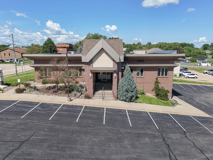 Property photo for 3390 Asbury Road, Dubuque, IA
