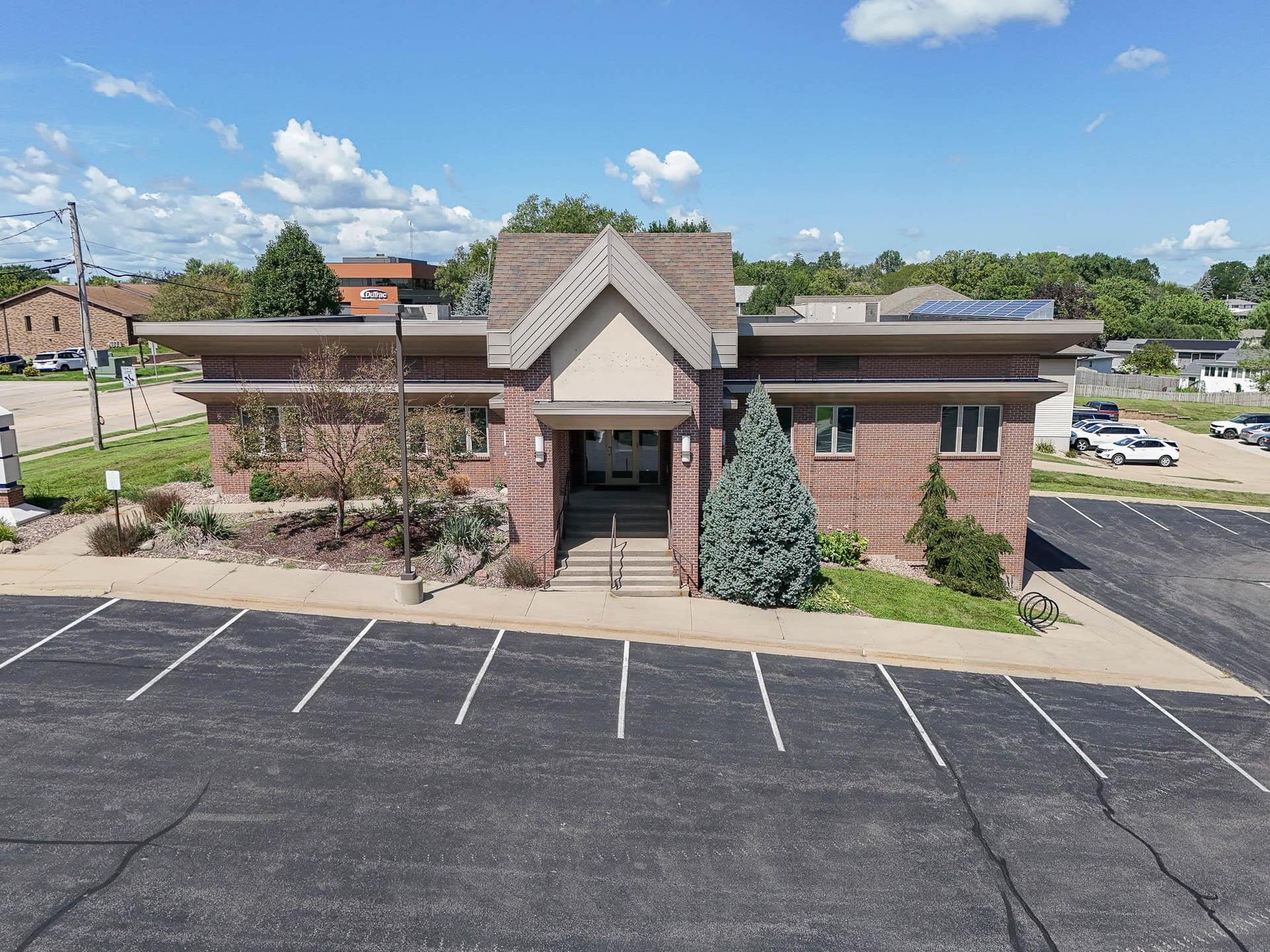 3390 Asbury Road, Dubuque, IA 52002 3390 Asbury Road, Dubuque, IA 52002