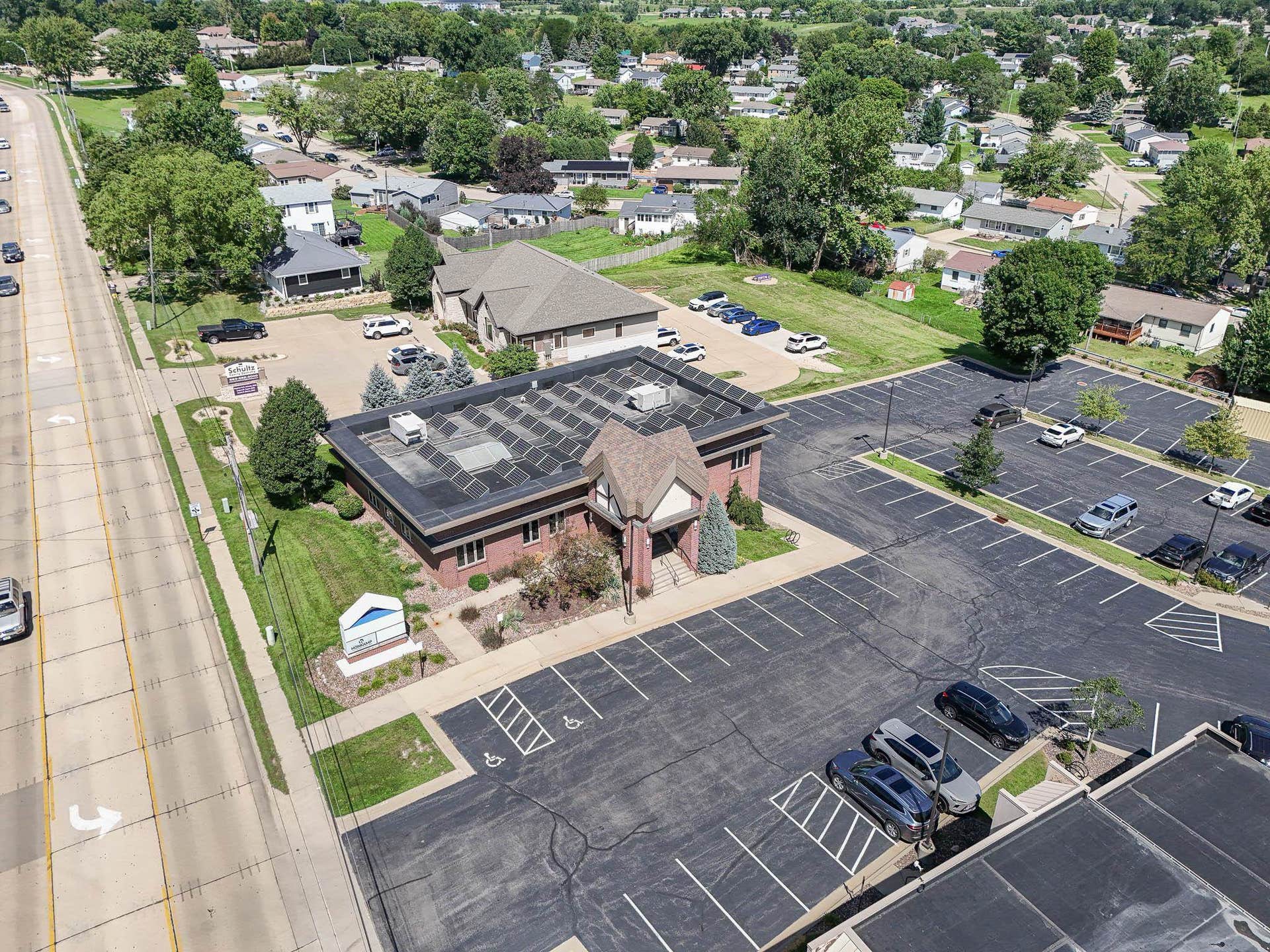 3390 Asbury Road, Dubuque, IA 52002 3390 Asbury Road, Dubuque, IA 52002