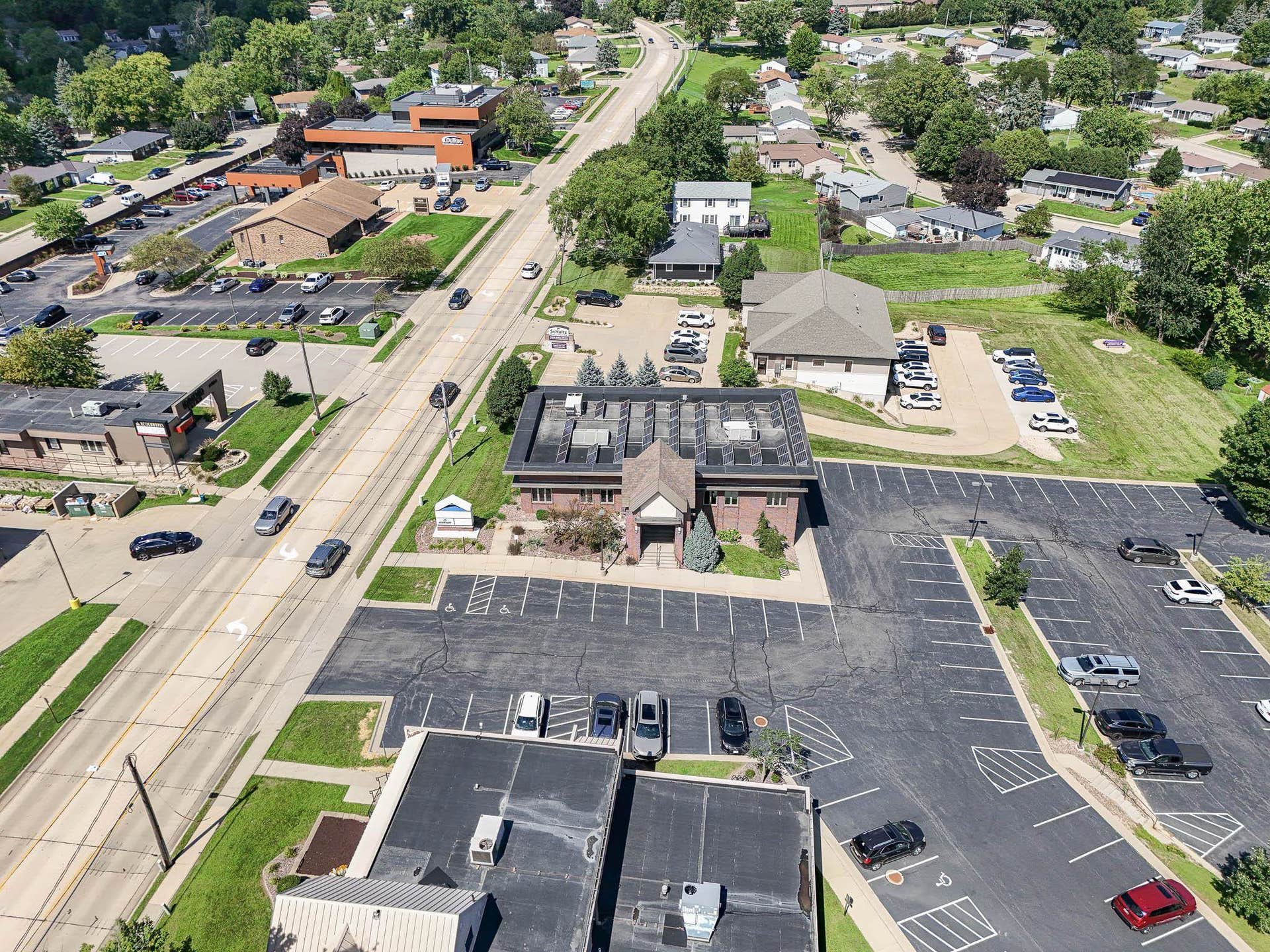 3390 Asbury Road, Dubuque, IA 52002 3390 Asbury Road, Dubuque, IA 52002