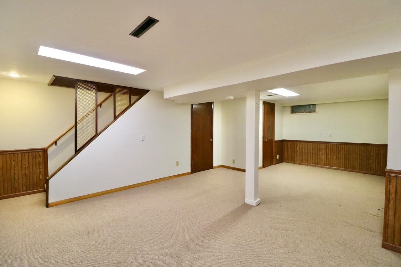 8881 Metropolitan Heights, Dubuque, IA 52003 8881 Metropolitan Heights, Dubuque, IA 52003