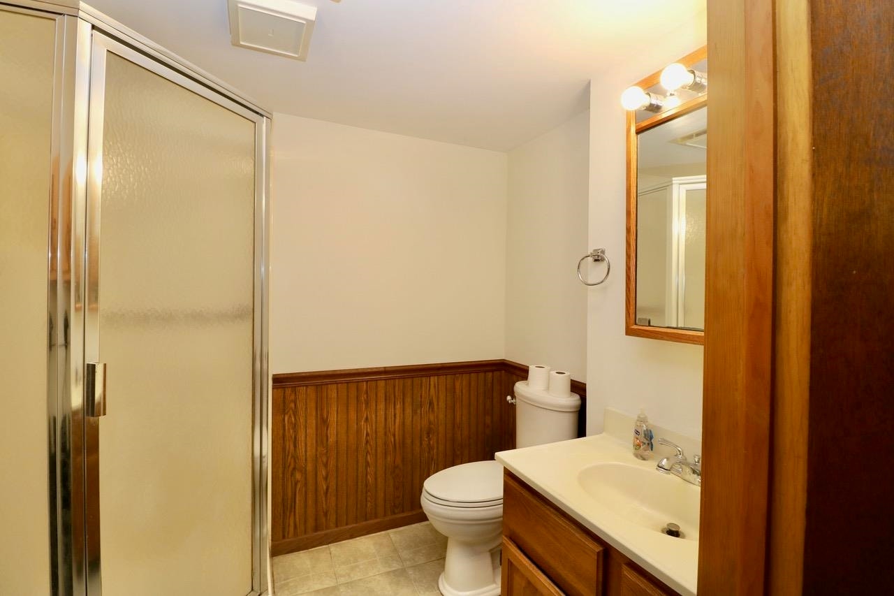 8881 Metropolitan Heights, Dubuque, IA 52003 8881 Metropolitan Heights, Dubuque, IA 52003