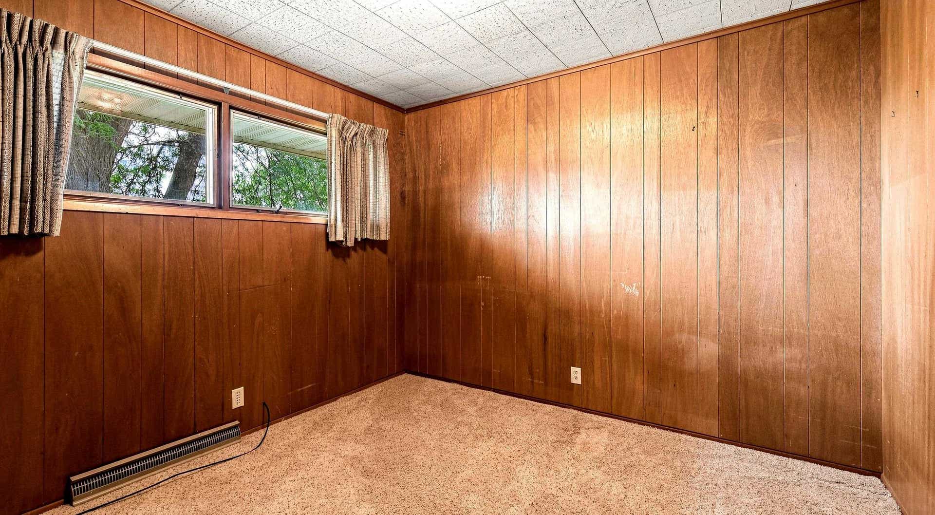 3017 John F Kennedy Road, Dubuque, IA 52002 3017 John F Kennedy Road, Dubuque, IA 52002