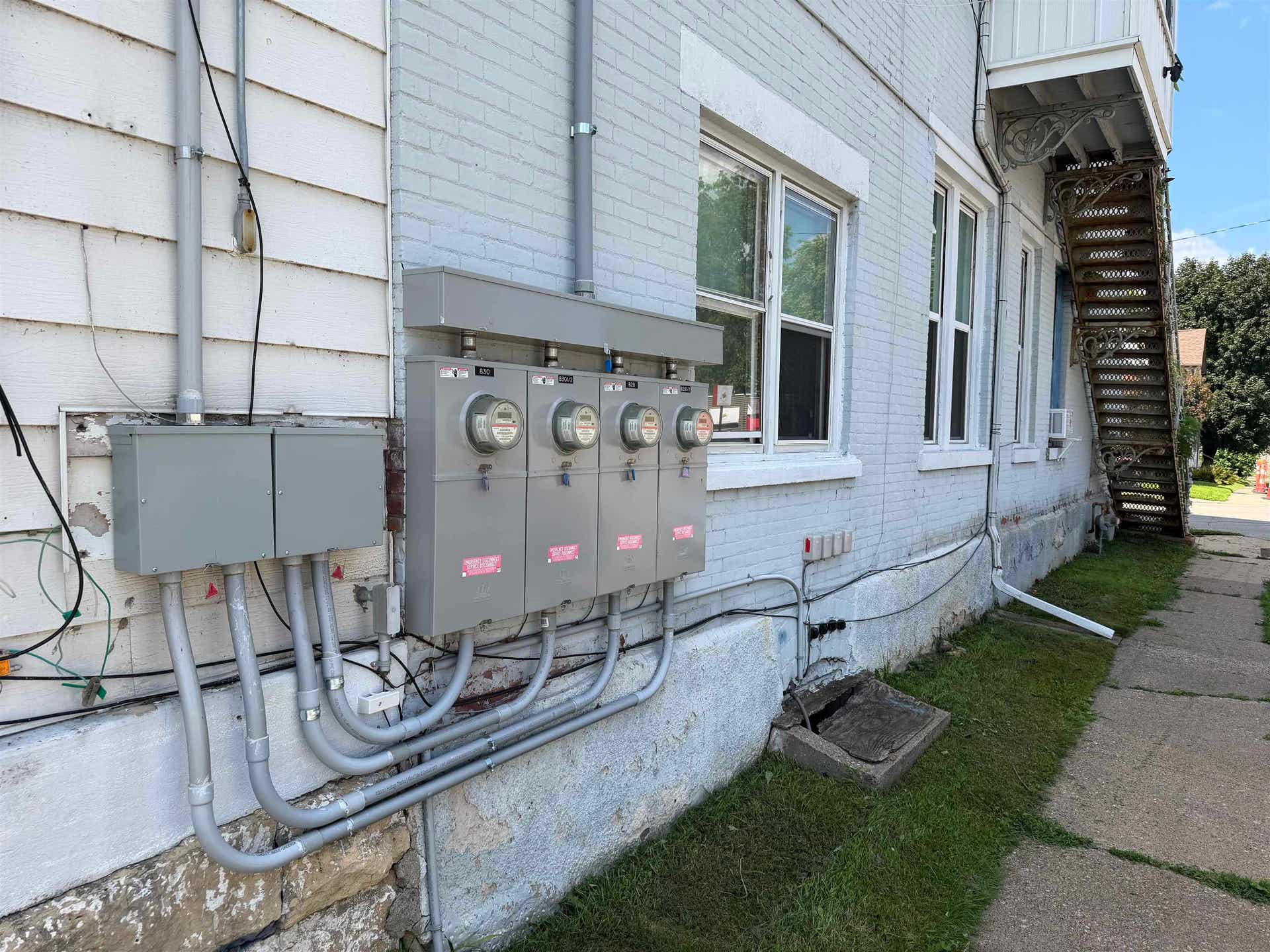 828-830 Rhomberg Avenue, Dubuque, IA 52001 828-830 Rhomberg Avenue, Dubuque, IA 52001