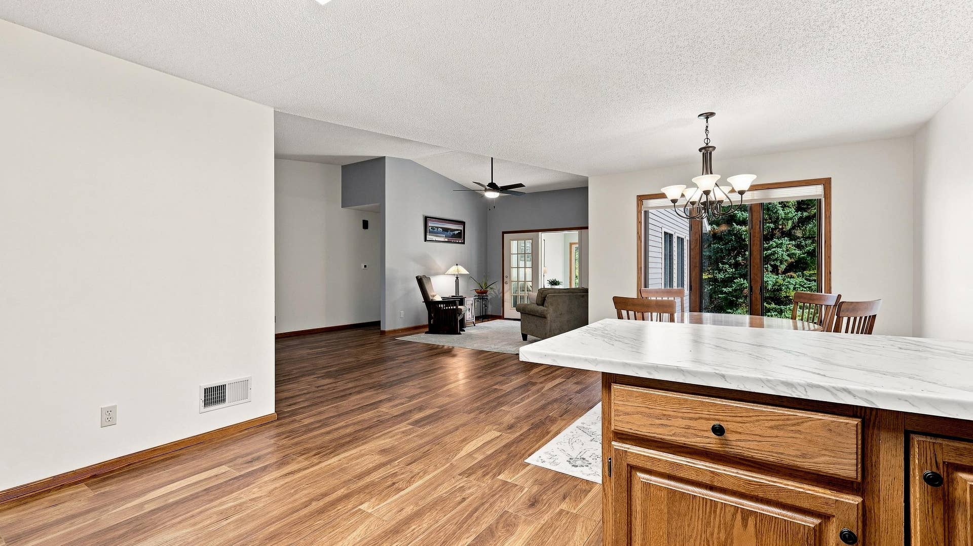 3113 Pasadena, #34 Court, #Unit 34, Dubuque, IA 52001 3113 Pasadena, #34 Court, #Unit 34, Dubuque, IA 52001