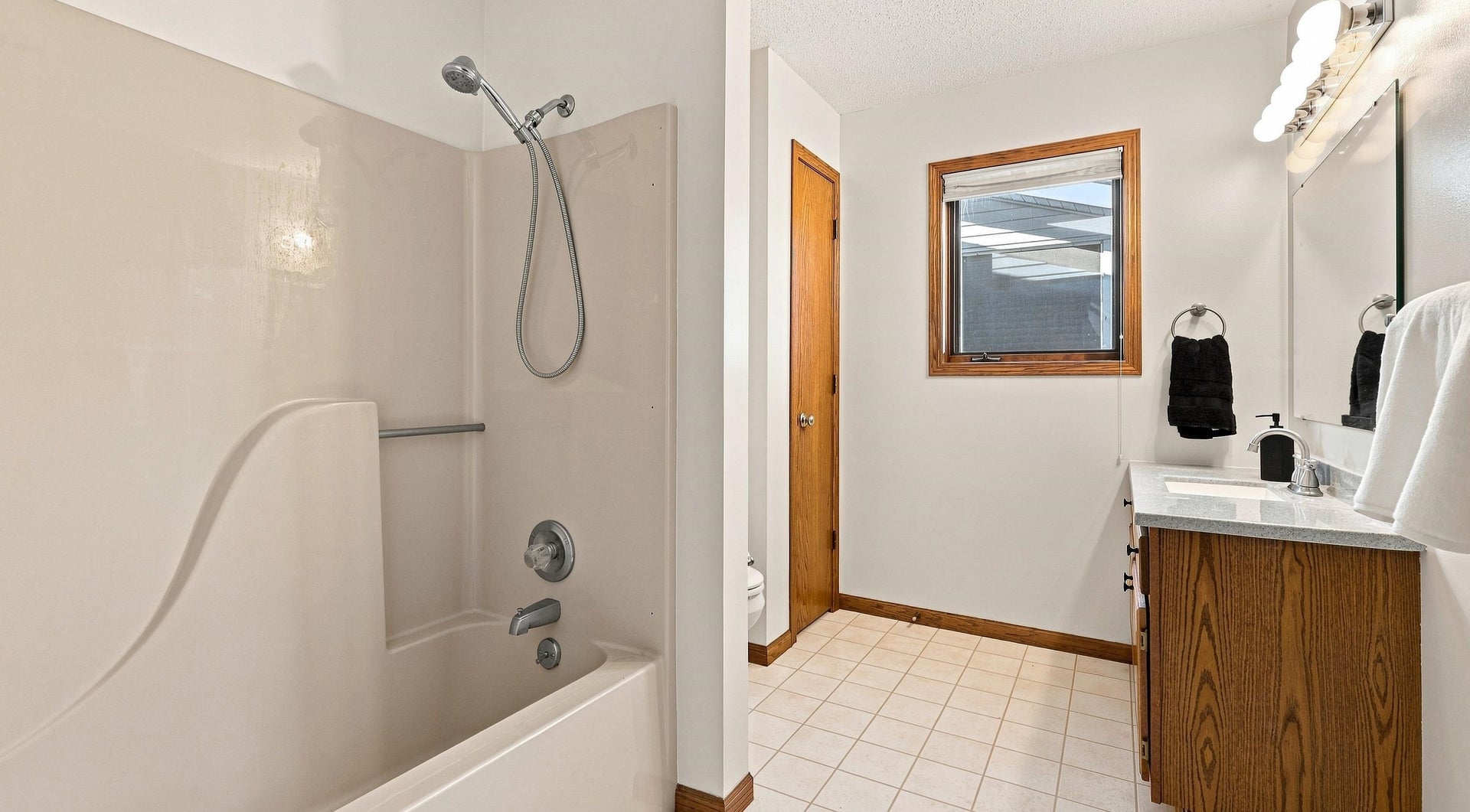 3113 Pasadena, #34 Court, #Unit 34, Dubuque, IA 52001 3113 Pasadena, #34 Court, #Unit 34, Dubuque, IA 52001